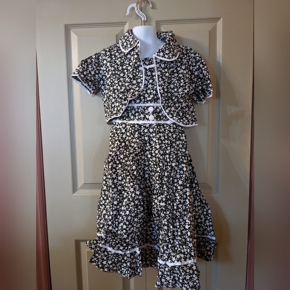 New with Tags Classic Fashion Party, wedding, baptism, Easter, T9 - Picture 1 of 3